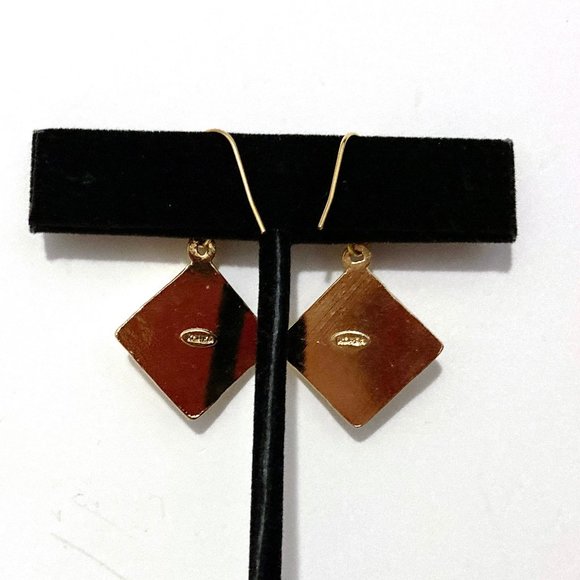 Gold Tone Dangle Diamond Shape Earrings Faux Pearl Red Stones/Beads Ear Wire - Picture 5 of 5